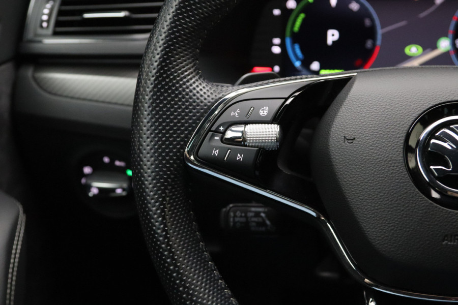 Škoda Superb Combi 1.4 TSI iV 218 PK Sportline Business PHEV, Trekhaak, Winterpakket, Memory