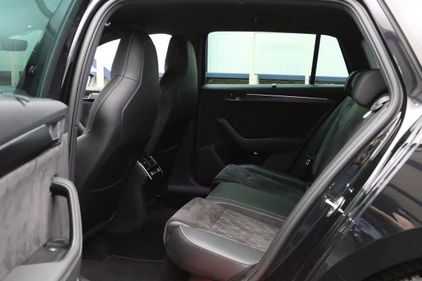 Škoda Superb Combi 1.4 TSI iV 218 PK Sportline Business PHEV, Trekhaak, Winterpakket, Memory