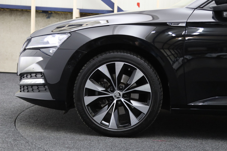 Škoda Superb Combi 1.4 TSI iV 218 PK Sportline Business PHEV, Trekhaak, Winterpakket, Memory
