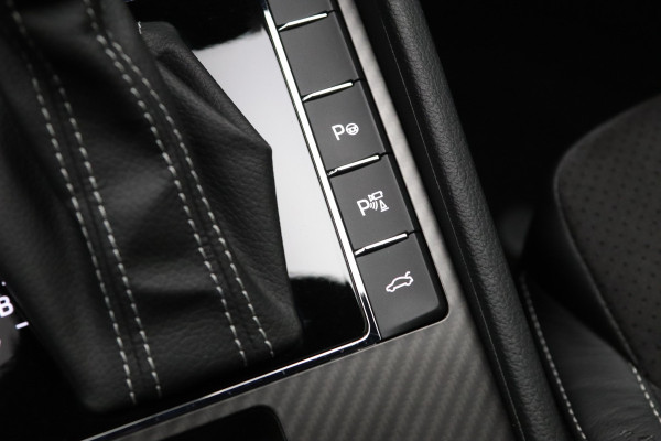 Škoda Superb Combi 1.4 TSI iV 218 PK Sportline Business PHEV, Trekhaak, Winterpakket, Memory