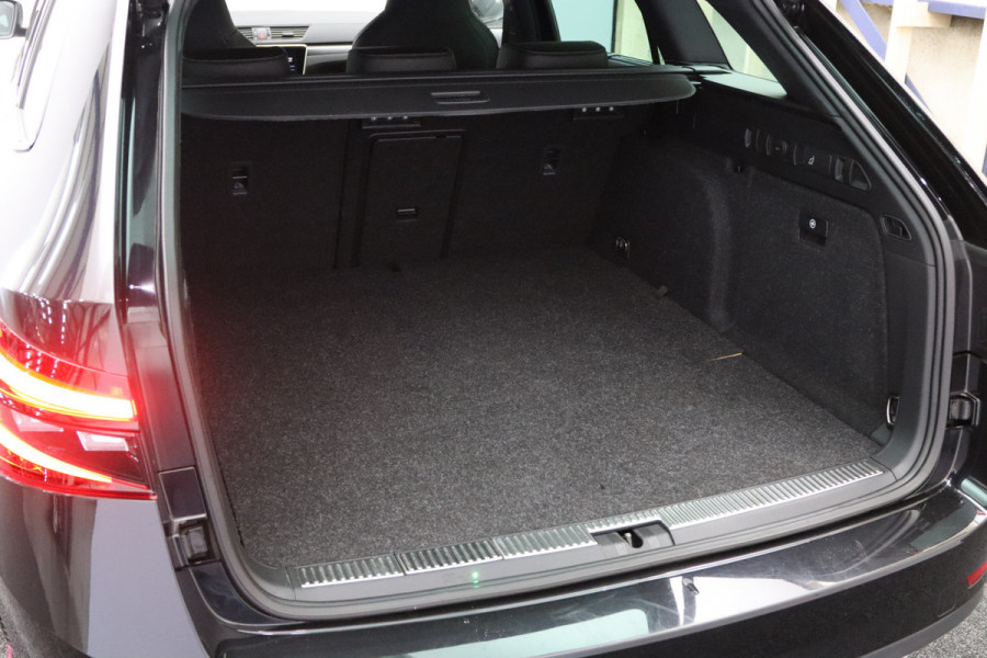 Škoda Superb Combi 1.4 TSI iV 218 PK Sportline Business PHEV, Trekhaak, Winterpakket, Memory