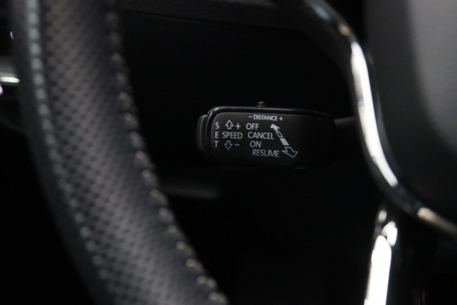 Škoda Superb Combi 1.4 TSI iV 218 PK Sportline Business PHEV, Trekhaak, Winterpakket, Memory