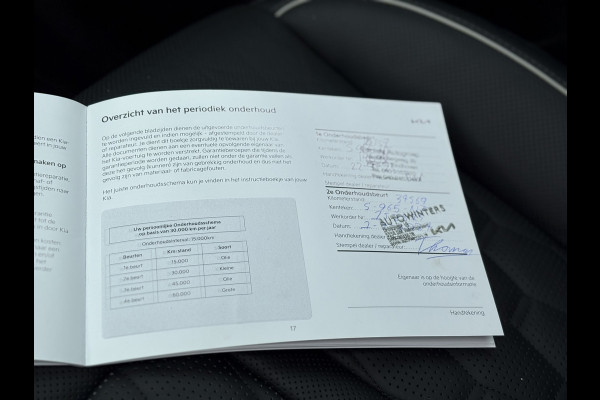 Kia Sorento 1.6 T-GDI Hybrid 2WD ExecutiveLine 5p. | Pano, Leder, Memory, ACC, Carplay/Android, Navi, 360 Camera | 1e Eigenaar |