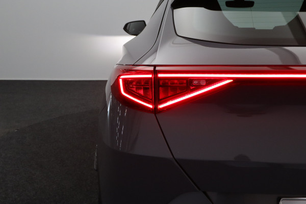 CUPRA Formentor 1.4 e-Hybrid VZ 245 PK Performance PHEV, Memory, Stuur-Startknop, Winterpakket, Kuiptsoelen, Camera