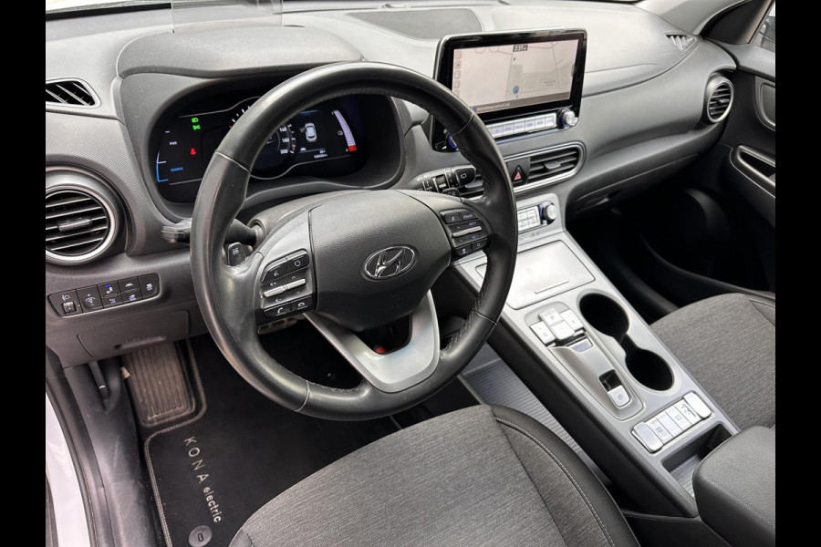 Hyundai Kona EV Fashion 64 kWh | SOH: 94,1% | Dode Hoek Detectie | HUD | ACC |
