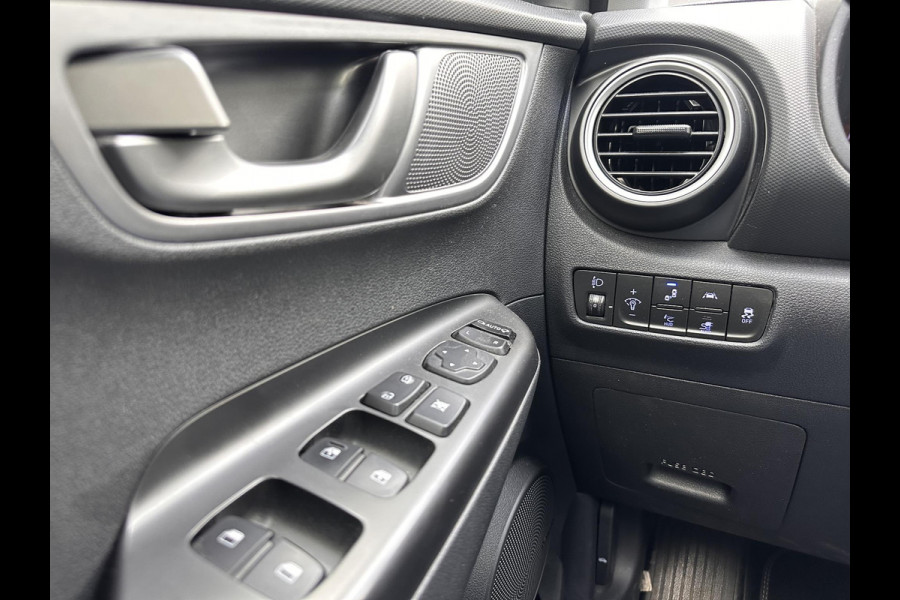 Hyundai Kona EV Fashion 64 kWh | SOH: 94,1% | Dode Hoek Detectie | HUD | ACC |