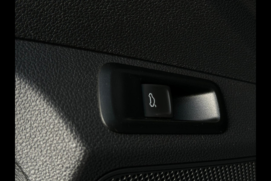 Škoda Kamiq 1.0 TSI Business Edition, Automaat, Bluetooth, Cruise, CarPlay, Trekhaak, PDC