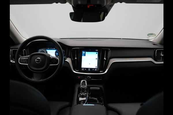 Volvo V60 T6 Recharge AWD Inscription PHEV 340pk Dealer O.H. | Panodak | Camera | Lederen Sportstoelen Memory & Verwarmd | Stuur Verwarmd | Keyless | Navigatie | DAB | Cruise Control | Plug In Hybrid |