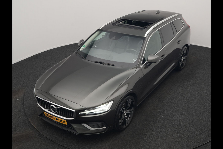 Volvo V60 T6 Recharge AWD Inscription PHEV 340pk Dealer O.H. | Panodak | Camera | Lederen Sportstoelen Memory & Verwarmd | Stuur Verwarmd | Keyless | Navigatie | DAB | Cruise Control | Plug In Hybrid |