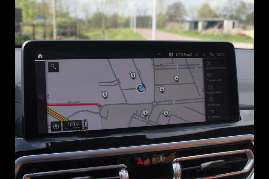 BMW iX3 Executive 80 kWh | Panoramadak | Camera | Sfeerverlichting | Apple Carplay | Cruise Control |