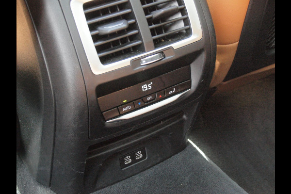 BMW iX3 Executive 80 kWh | Panoramadak | Camera | Sfeerverlichting | Apple Carplay | Cruise Control |