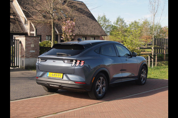 Ford Mustang Mach-E Extended RWD 98 kWh | SOH 94% | Panoramadak | 360 Camera | Bang & Olufsen | Apple Carplay | Cruise Control |