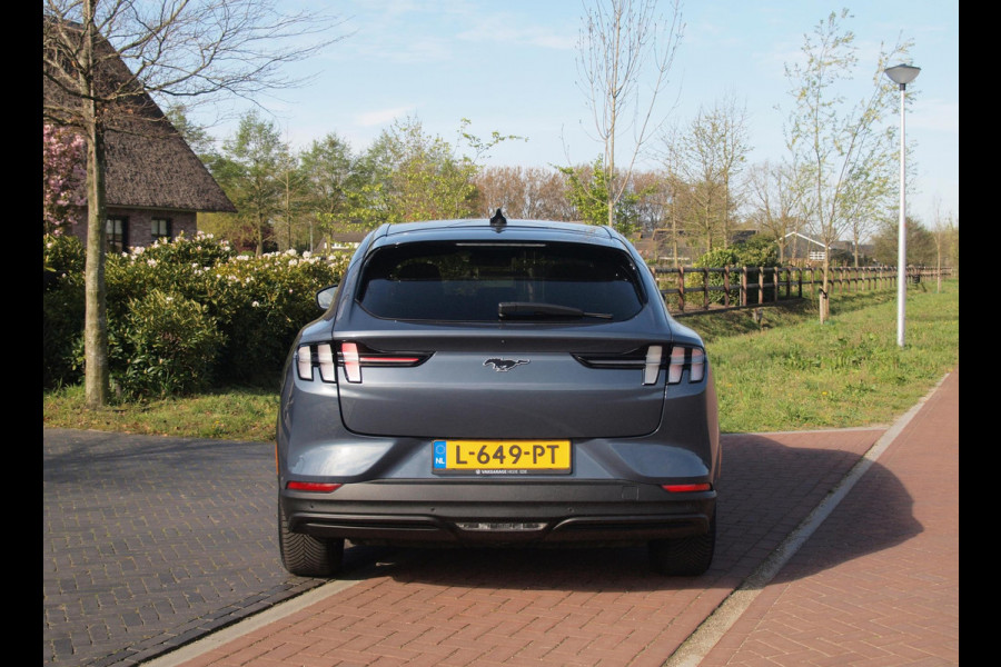 Ford Mustang Mach-E Extended RWD 98 kWh | SOH 94% | Panoramadak | 360 Camera | Bang & Olufsen | Apple Carplay | Cruise Control |
