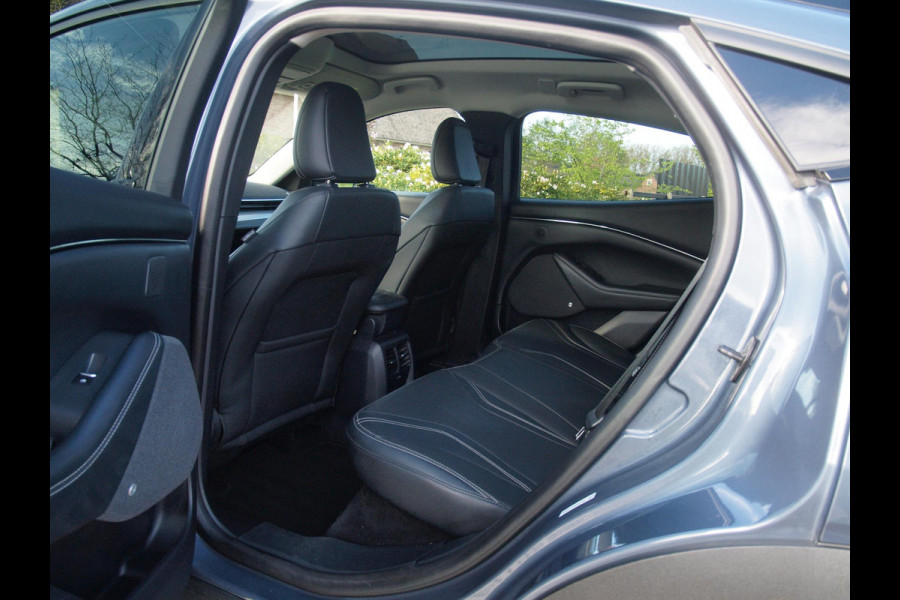 Ford Mustang Mach-E Extended RWD 98 kWh | SOH 94% | Panoramadak | 360 Camera | Bang & Olufsen | Apple Carplay | Cruise Control |