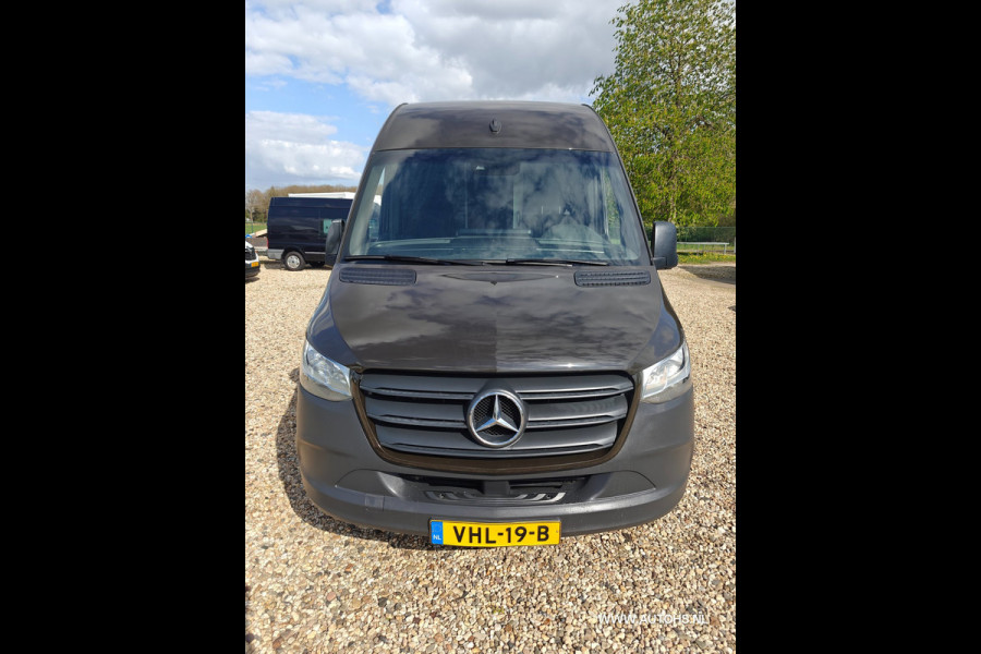 Mercedes-Benz Sprinter 315 1.9 CDI L2H2, AUTOMAAT , Euro 6 , Apk april 2027 , 150 PK , met pakket bezorg vakken.