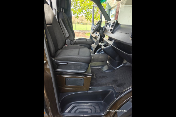 Mercedes-Benz Sprinter 315 1.9 CDI L2H2, AUTOMAAT , Euro 6 , Apk april 2027 , 150 PK , met pakket bezorg vakken.