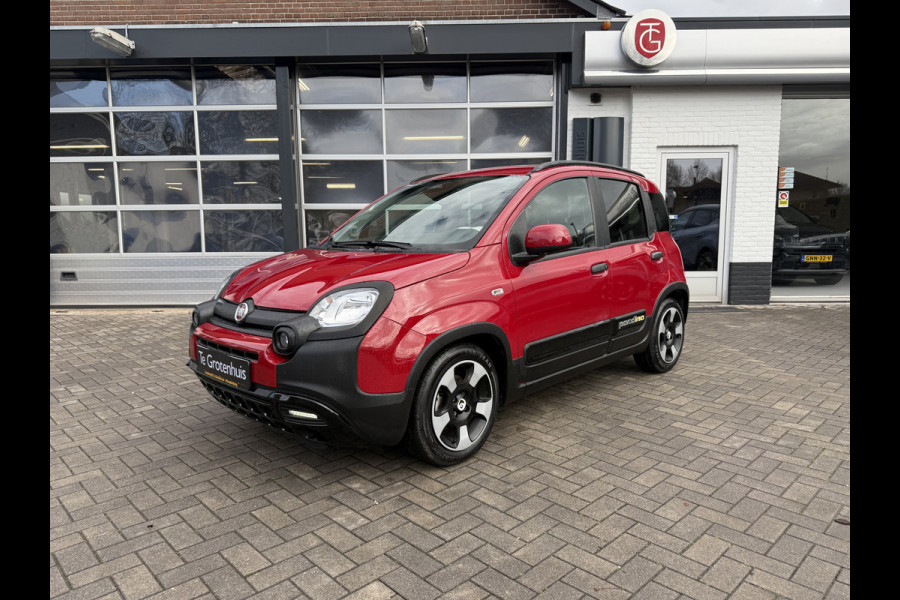 Fiat Panda Cross 1.0 Hybrid Pandina