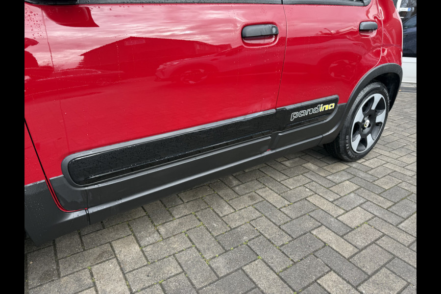 Fiat Panda Cross 1.0 Hybrid Pandina