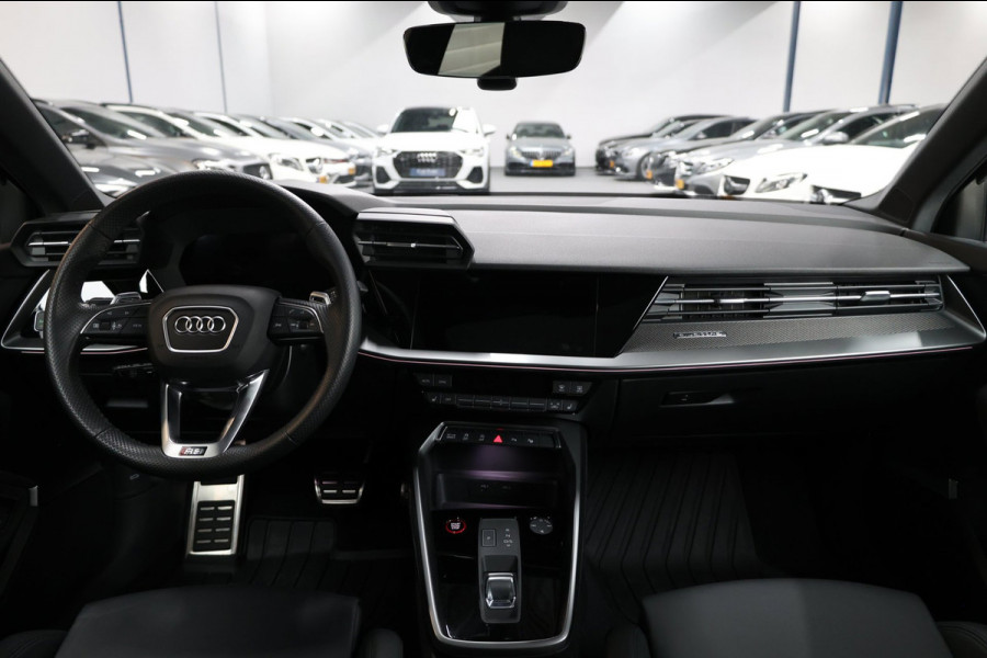 Audi RS3 Sportback 2.5 TFSI quattro 400+PK MATRIX-LED/VIRTUAL/B&O/SFEER/LEDER+S.VERWARMING/19"LMV/CAM/PDC/ACC/12 MND GARANTIE!!