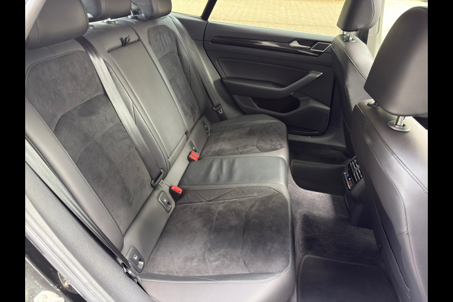 Volkswagen Arteon 2.0 TSI Business R l Pano l Bi-Xenon l Virtual l Carplay l ACC l Alcantara l Camera l