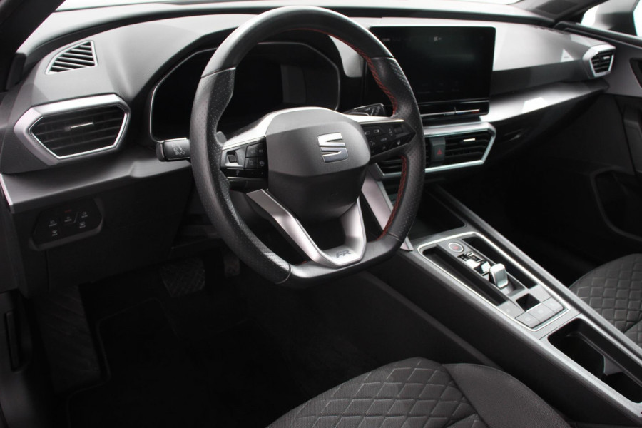 Seat Leon ST FR 1.5 eTSI DSG | Adaptieve Cruise Control | Navigatie | Digitale cockpit| Full LED koplampen| Stoelverwarming| Parkeersensoren | Apple Carplay/Android Auto |