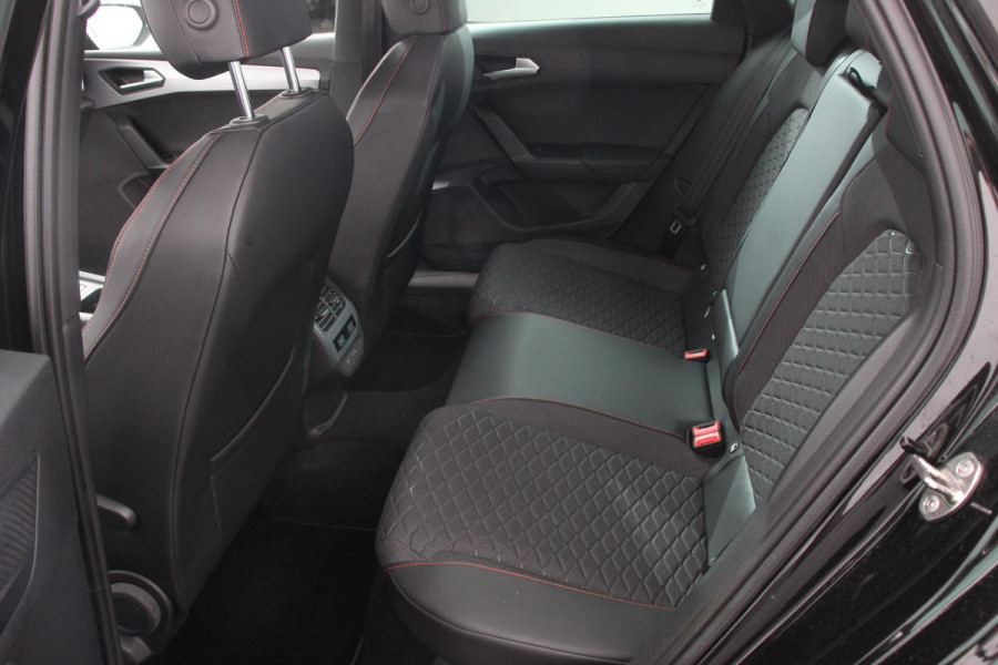 Seat Leon ST FR 1.5 eTSI DSG | Adaptieve Cruise Control | Navigatie | Digitale cockpit| Full LED koplampen| Stoelverwarming| Parkeersensoren | Apple Carplay/Android Auto |