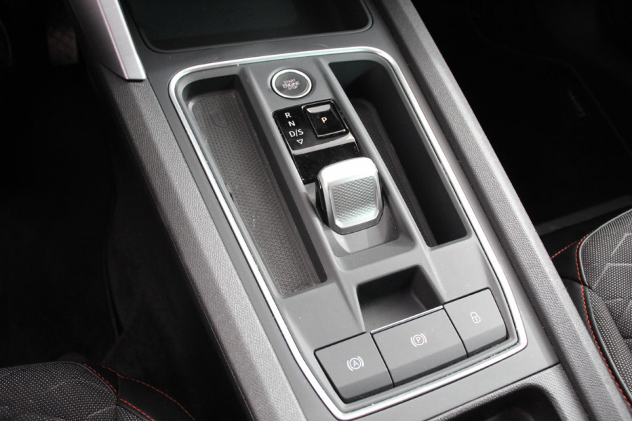 Seat Leon ST FR 1.5 eTSI DSG | Adaptieve Cruise Control | Navigatie | Digitale cockpit| Full LED koplampen| Stoelverwarming| Parkeersensoren | Apple Carplay/Android Auto |