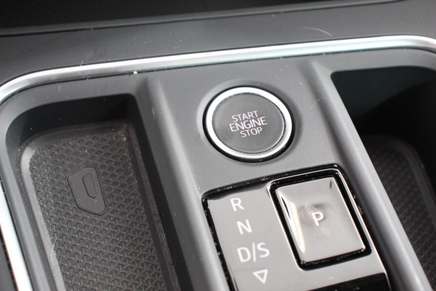 Seat Leon ST FR 1.5 eTSI DSG | Adaptieve Cruise Control | Navigatie | Digitale cockpit| Full LED koplampen| Stoelverwarming| Parkeersensoren | Apple Carplay/Android Auto |