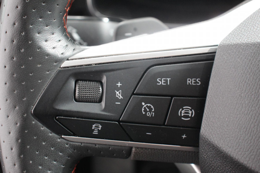 Seat Leon ST FR 1.5 eTSI DSG | Adaptieve Cruise Control | Navigatie | Digitale cockpit| Full LED koplampen| Stoelverwarming| Parkeersensoren | Apple Carplay/Android Auto |