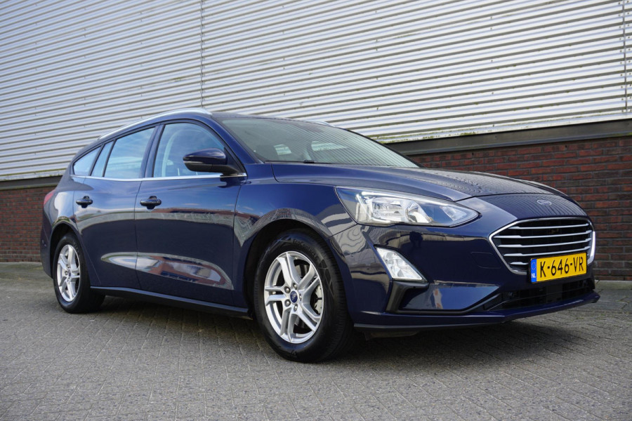Ford FOCUS Wagon 1.0 EcoB.125PK Hybrid Business/Trekhaak/Camera/ 48.000km!!