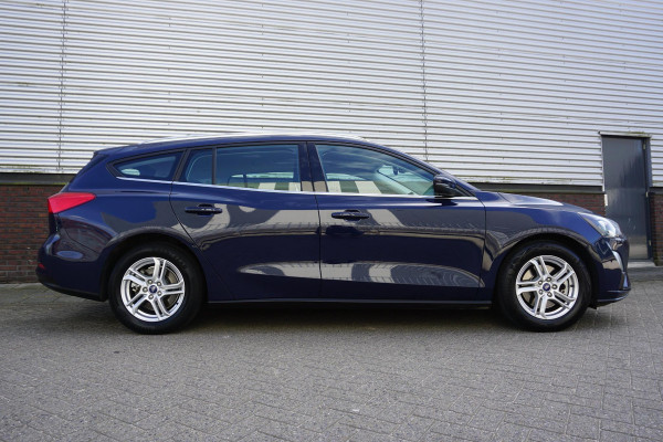 Ford FOCUS Wagon 1.0 EcoB.125PK Hybrid Business/Trekhaak/Camera/ 48.000km!!