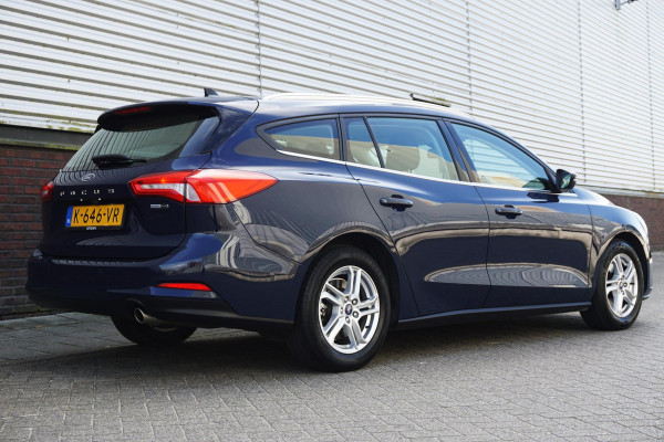 Ford FOCUS Wagon 1.0 EcoB.125PK Hybrid Business/Trekhaak/Camera/ 48.000km!!