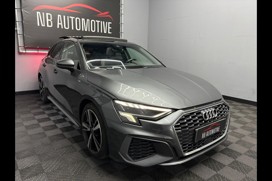 Audi A3 Sportback 35 TFSI S-line Pano