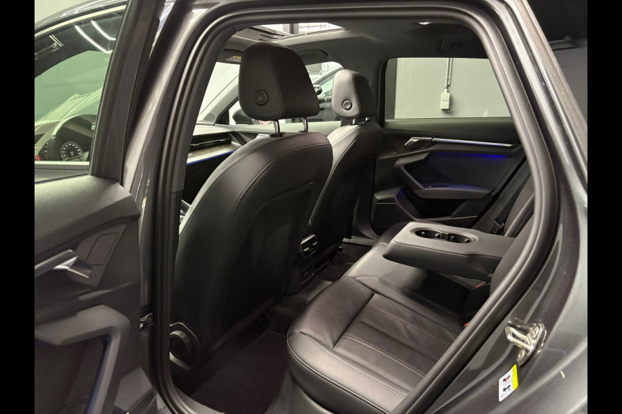 Audi A3 Sportback 35 TFSI S-line Pano