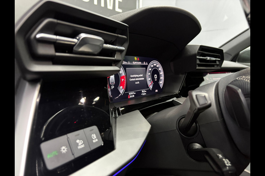 Audi A3 Sportback 35 TFSI S-line Pano