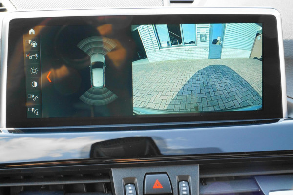 BMW X1 SDrive18d PANO LEDER HEAD-UP