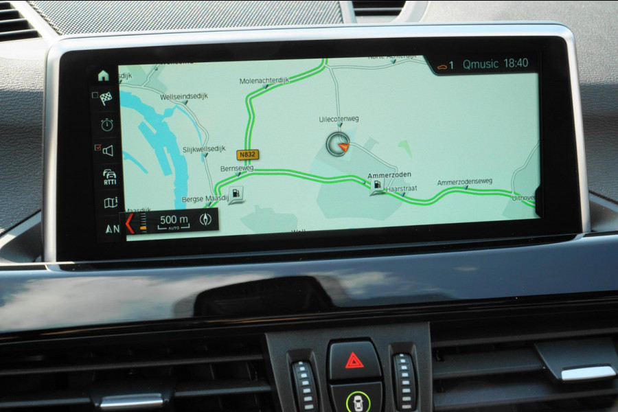 BMW X1 SDrive18d PANO LEDER HEAD-UP