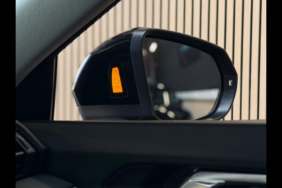 Audi Q3 Sportback 35 TFSI S-LINE|PANO|VIRTUAL|KEYLESS|GARANTIE 2028|CARPLAY|SFEERVERLICHTING|TREKHAAK|DEALER ONDERHOUDEN|VOL!