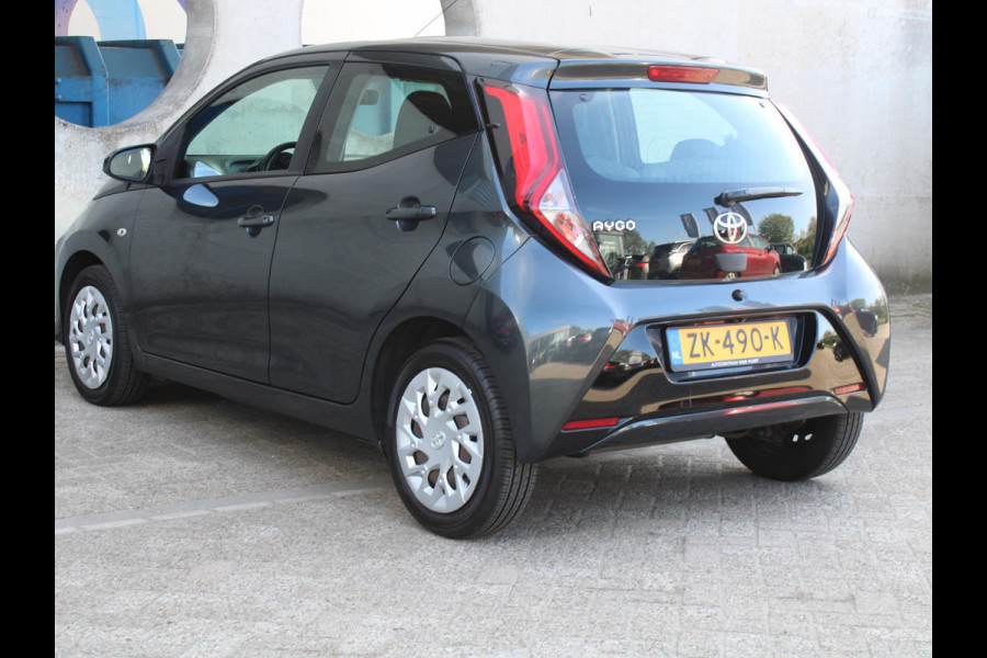 Toyota Aygo 1.0 VVT-i x-play limited | ACHTERUITRIJ CAMERA | APPLE CARPLAY/ANDROID AUTO |