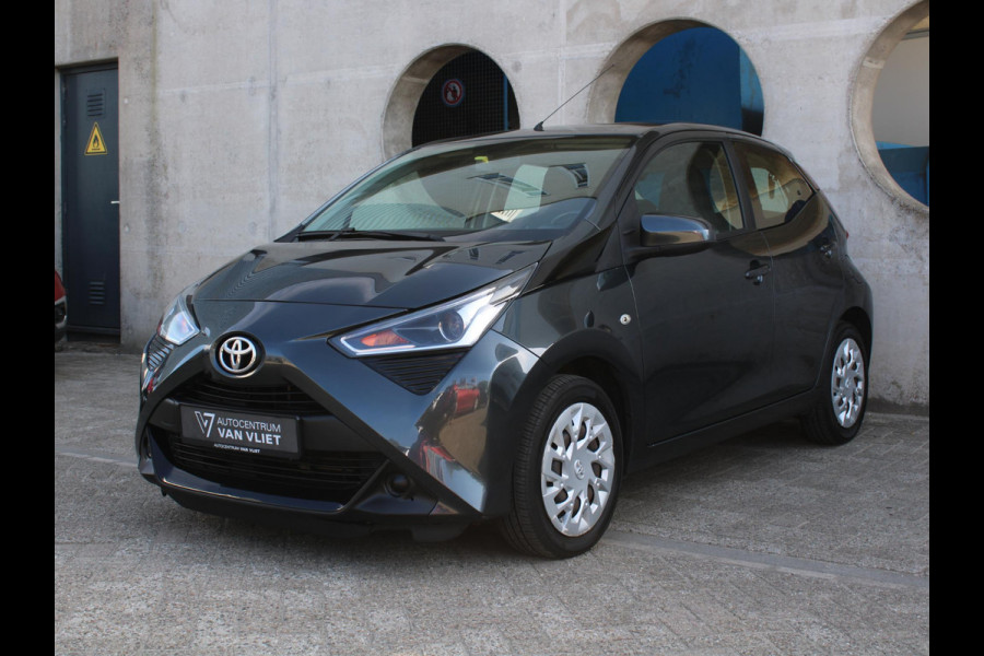 Toyota Aygo 1.0 VVT-i x-play limited | ACHTERUITRIJ CAMERA | APPLE CARPLAY/ANDROID AUTO |