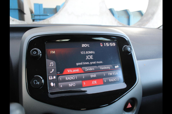 Toyota Aygo 1.0 VVT-i x-play limited | ACHTERUITRIJ CAMERA | APPLE CARPLAY/ANDROID AUTO |