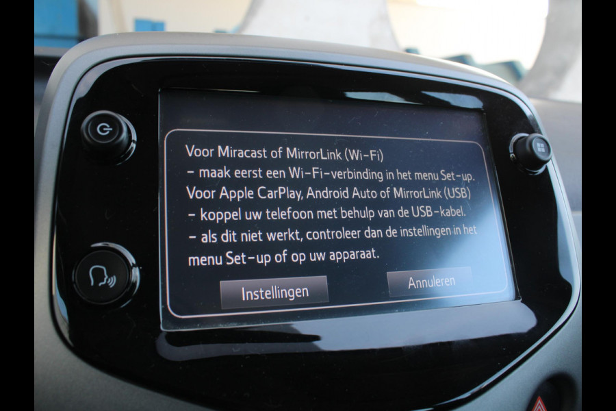 Toyota Aygo 1.0 VVT-i x-play limited | ACHTERUITRIJ CAMERA | APPLE CARPLAY/ANDROID AUTO |