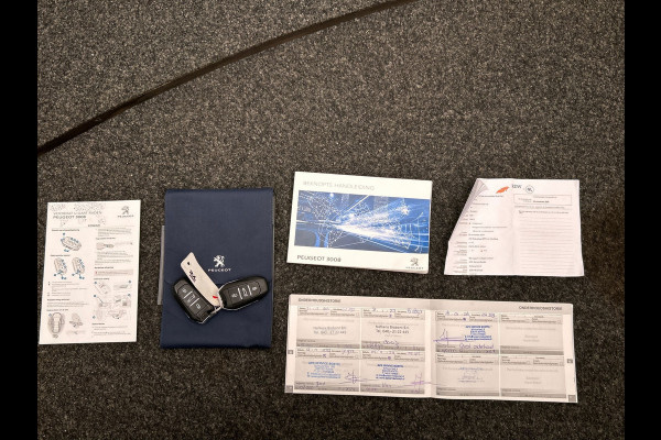 Peugeot 3008 1.2 PureTech Blue Lease Premium | Origineel NL | Apple/Carplay | Camera |