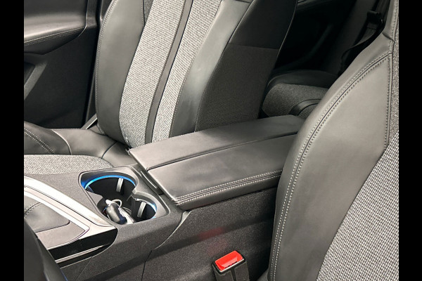Peugeot 3008 1.2 PureTech Blue Lease Premium | Origineel NL | Apple/Carplay | Camera |