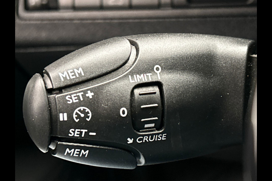 Peugeot 3008 1.2 PureTech Blue Lease Premium | Origineel NL | Apple/Carplay | Camera |