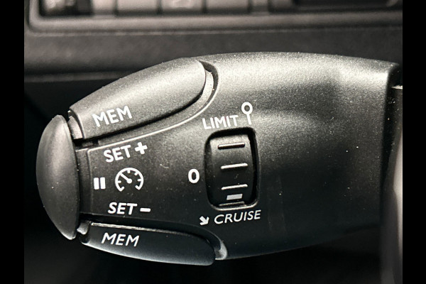 Peugeot 3008 1.2 PureTech Blue Lease Premium | Origineel NL | Apple/Carplay | Camera |