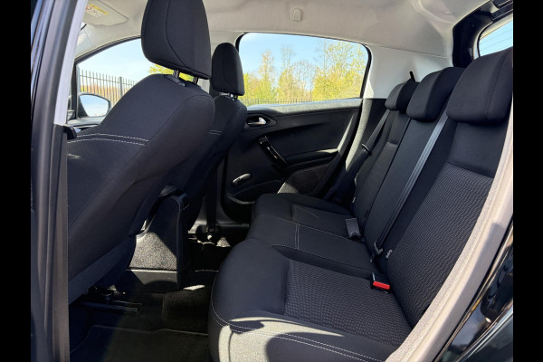 Peugeot 208 1.2 PureTech Active 2e Eigenaar,Navi,Dealer Onderhouden,Airco,Cruise,Carplay,5 Deurs,Net beurt gehad,N.A.P,Apk tot 04-2027