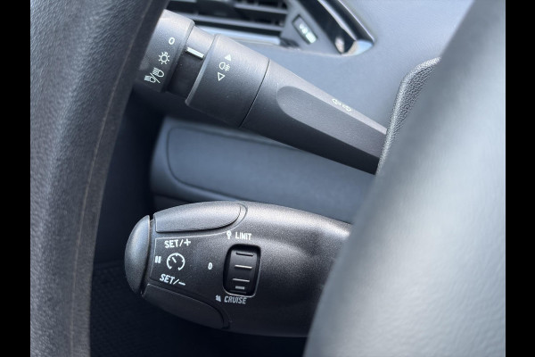 Peugeot 208 1.2 PureTech Active 2e Eigenaar,Navi,Dealer Onderhouden,Airco,Cruise,Carplay,5 Deurs,Net beurt gehad,N.A.P,Apk tot 04-2027