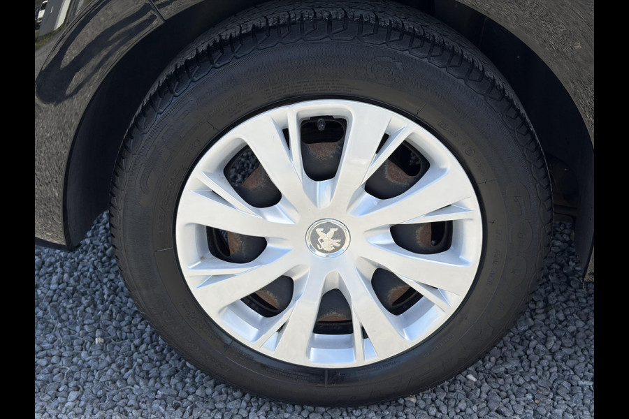 Peugeot 208 1.2 PureTech Active 2e Eigenaar,Navi,Dealer Onderhouden,Airco,Cruise,Carplay,5 Deurs,Net beurt gehad,N.A.P,Apk tot 04-2027