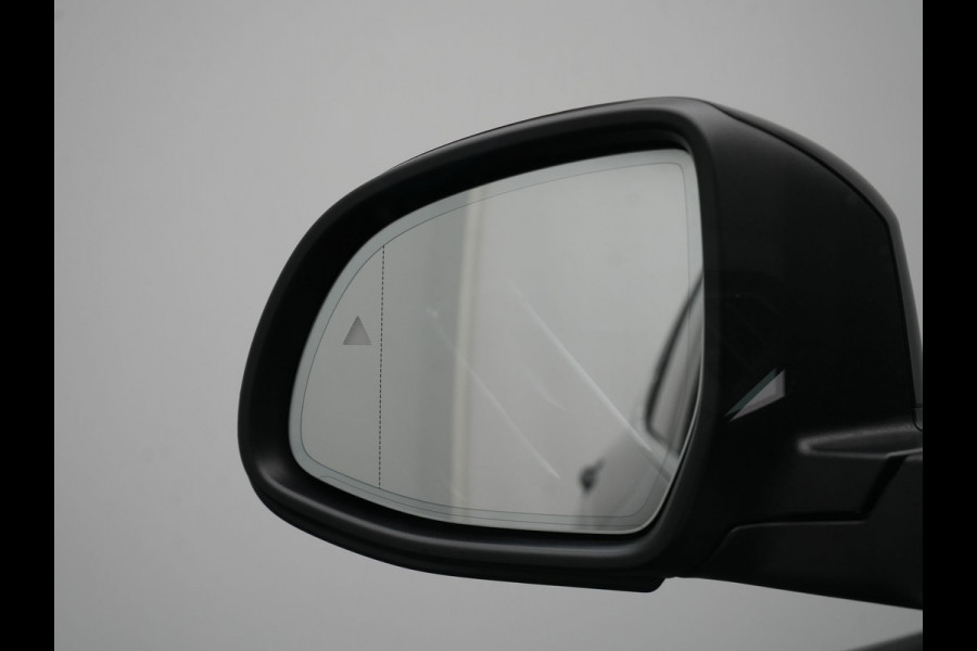 BMW X3 xDrive30e High Executive FACELIFT PHEV 293pk | Trekhaak Af Fabriek | Head Up | Camera | Harman / Kardon | Lederen Sportstoelen Memory & Ventilatie | Keyless | Blis | Stoelen & Stuur Verwarmd | Apple Carplay | Navigatie | DAB | Plug In Hybrid |